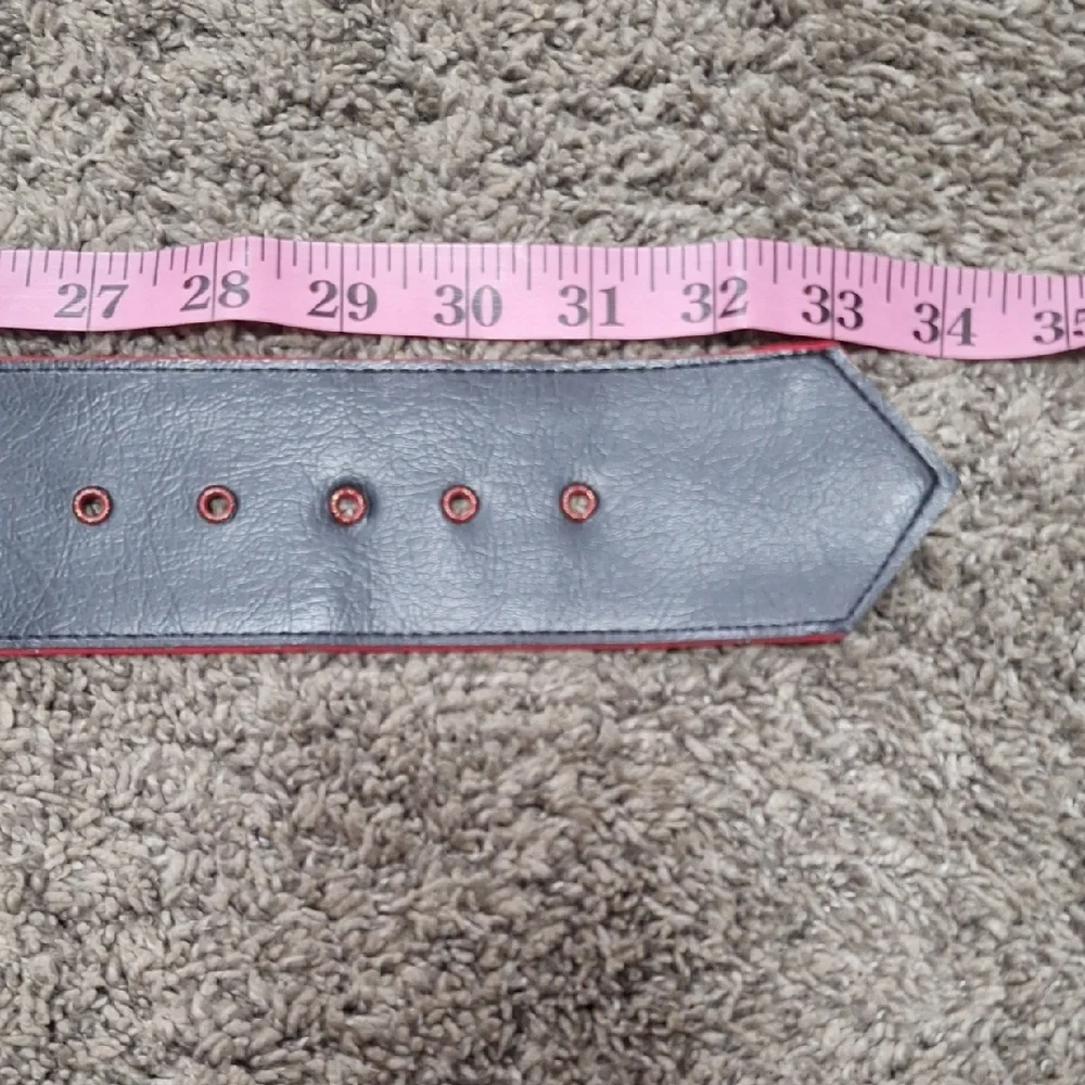 Unbranded Wide Red Fabric Belt- Gold Buckle - Size 8
